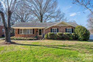 2017 Belmar Drive, Gastonia, NC 28052