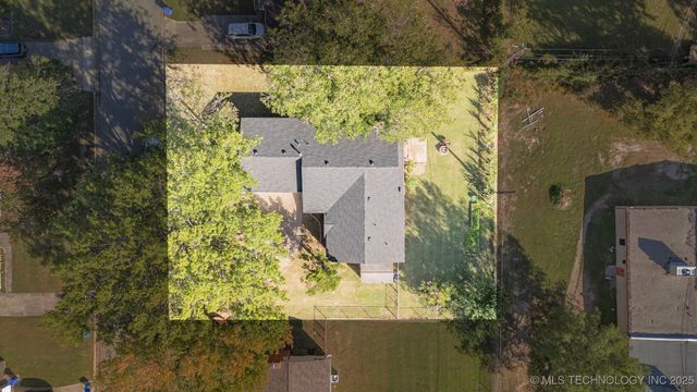 2014 Harvard, Miami, OK 74354