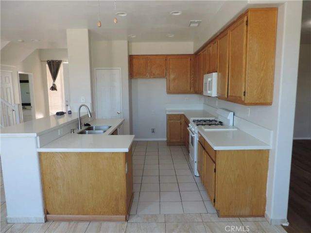 11907 Wallflower Court, Adelanto, CA 92301