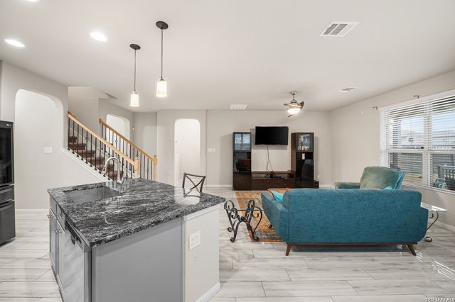10223 Meadow Lark, Converse, TX 78109
