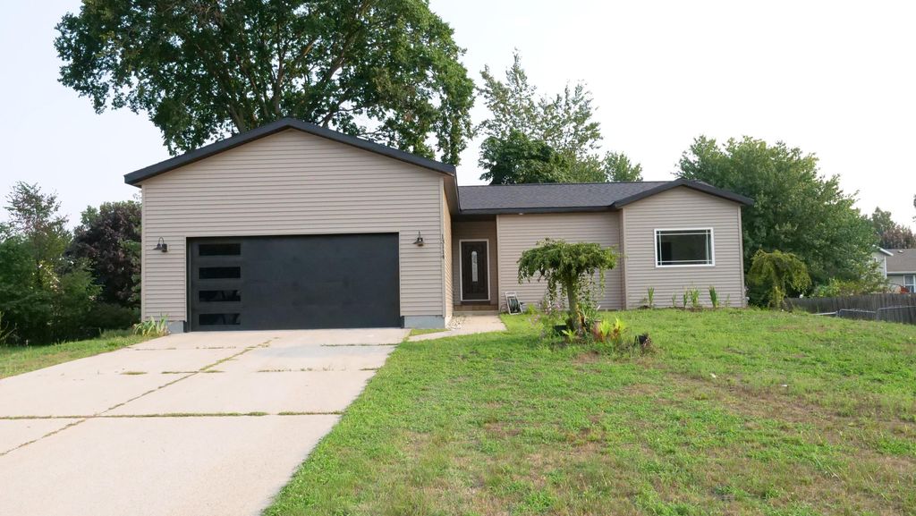 13114 Southland Court, Holland, MI 49424