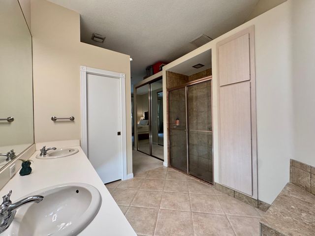 5216 SE Sweetbrier Terrace, Hobe Sound, FL 33455