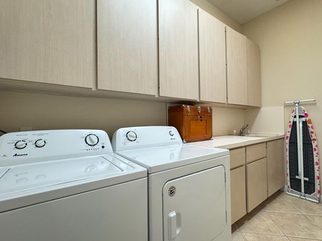 5216 SE Sweetbrier Terrace, Hobe Sound, FL 33455
