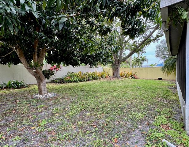 5216 SE Sweetbrier Terrace, Hobe Sound, FL 33455