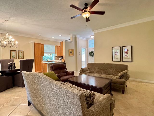 5216 SE Sweetbrier Terrace, Hobe Sound, FL 33455