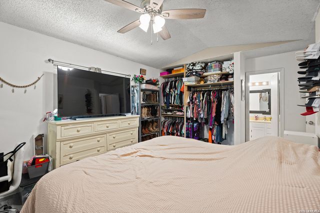 10502 Kinderhook, San Antonio, TX 78245