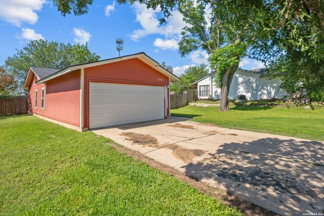 10502 Kinderhook, San Antonio, TX 78245