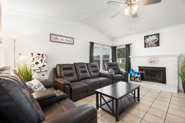 10502 Kinderhook, San Antonio, TX 78245