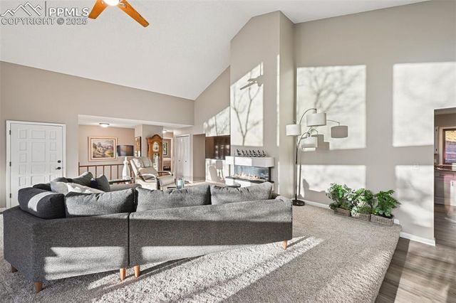 530 Buckeye Drive, Colorado Springs, CO 80919