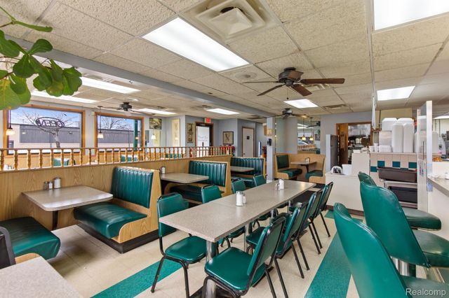 23594 HOOVER Road, Warren, MI 48089