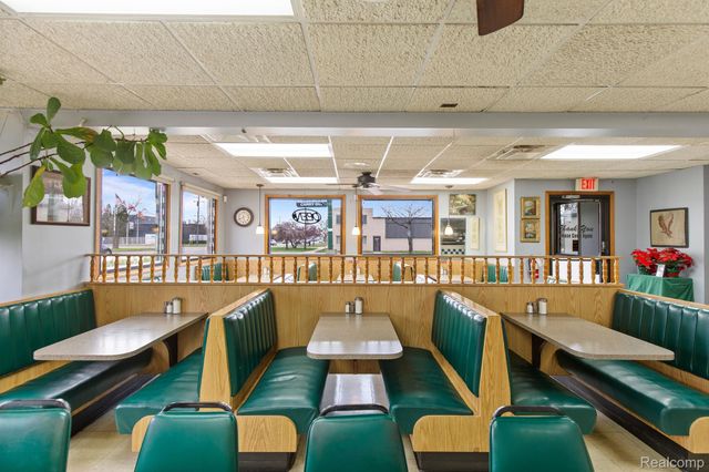 23594 HOOVER Road, Warren, MI 48089