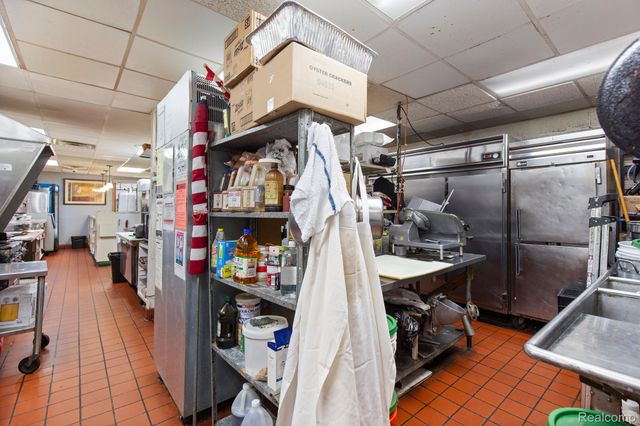 23594 HOOVER Road, Warren, MI 48089