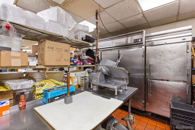 23594 HOOVER Road, Warren, MI 48089