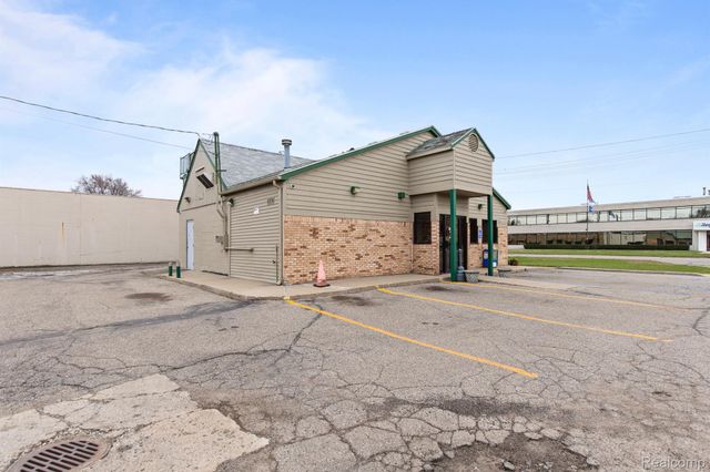 23594 HOOVER Road, Warren, MI 48089