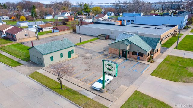 23594 HOOVER Road, Warren, MI 48089