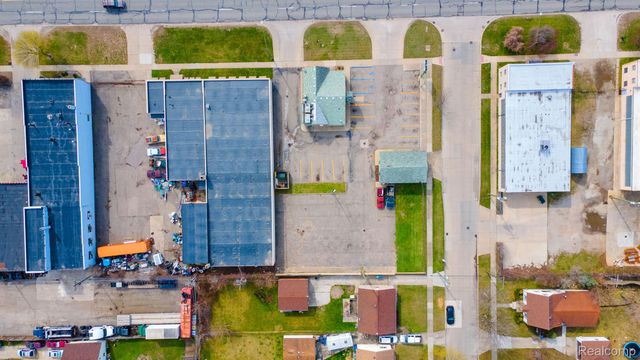 23594 HOOVER Road, Warren, MI 48089