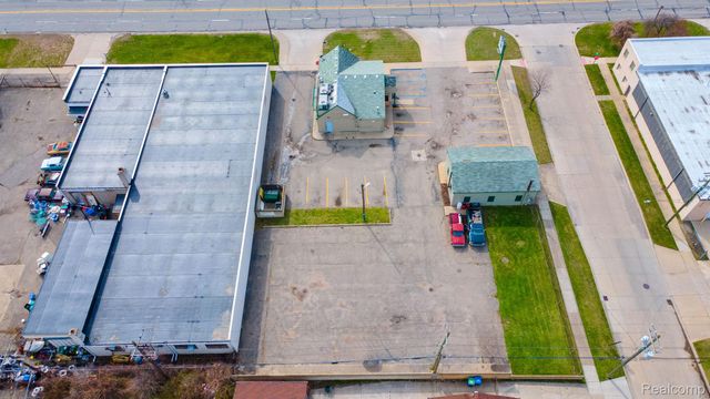 23594 HOOVER Road, Warren, MI 48089