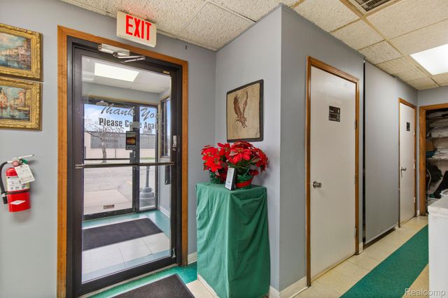 23594 HOOVER Road, Warren, MI 48089