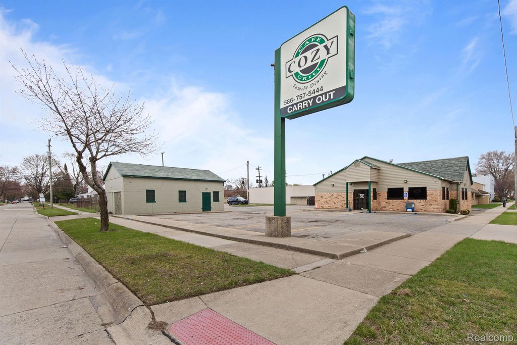 23594 HOOVER Road, Warren, MI 48089