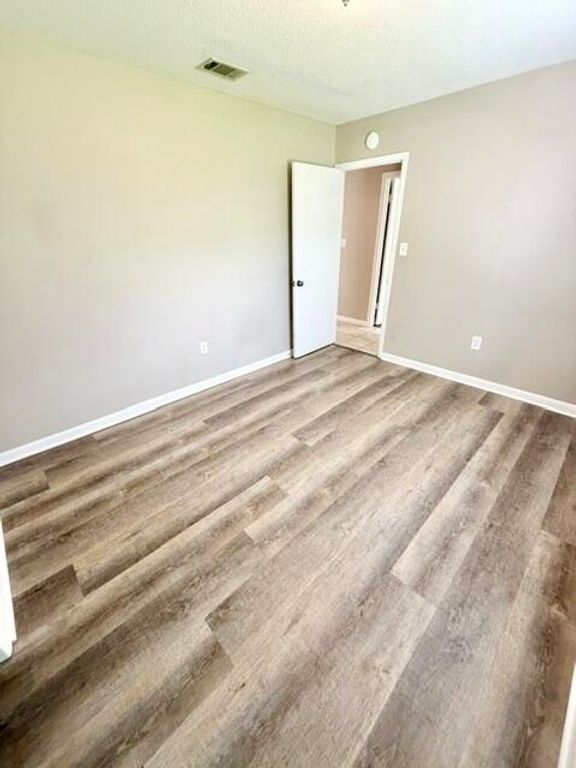 Image 16 of property listing at 1195 Saddle Creek Drive, Fort Walton Beach, FL 32547