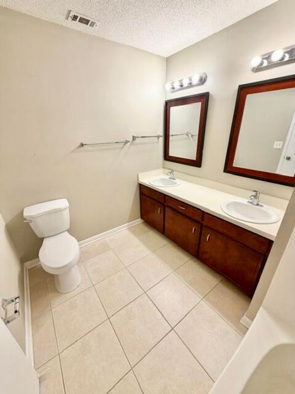 Image 25 of property listing at 1195 Saddle Creek Drive, Fort Walton Beach, FL 32547