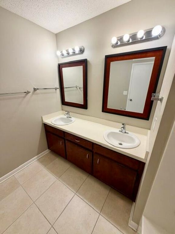 Image 26 of property listing at 1195 Saddle Creek Drive, Fort Walton Beach, FL 32547