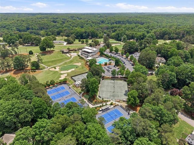 1085 Brooksglen Drive, Roswell, GA 30075