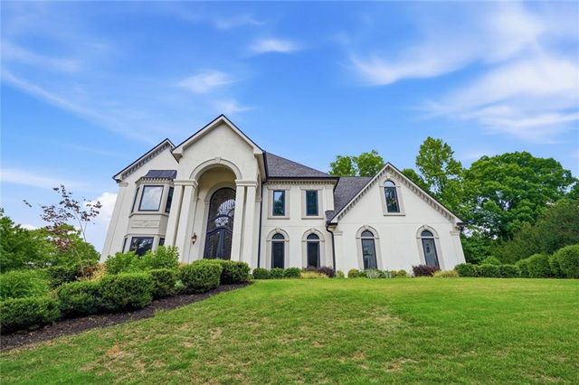 1085 Brooksglen Drive, Roswell, GA 30075