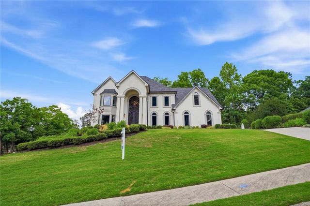 1085 Brooksglen Drive, Roswell, GA 30075