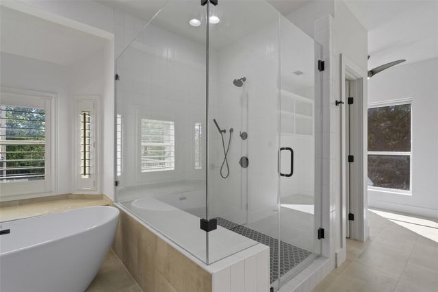 401 Roy Creek LN, Dripping Springs, TX 78620