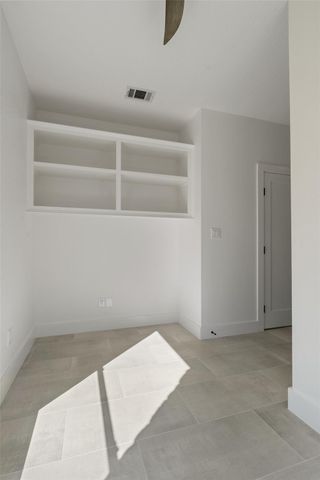 401 Roy Creek LN, Dripping Springs, TX 78620