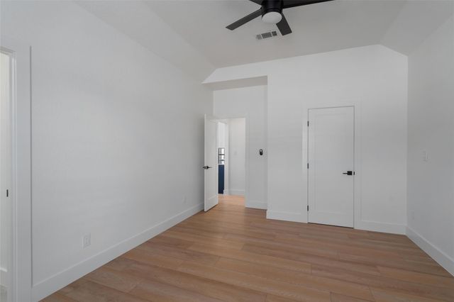 401 Roy Creek LN, Dripping Springs, TX 78620
