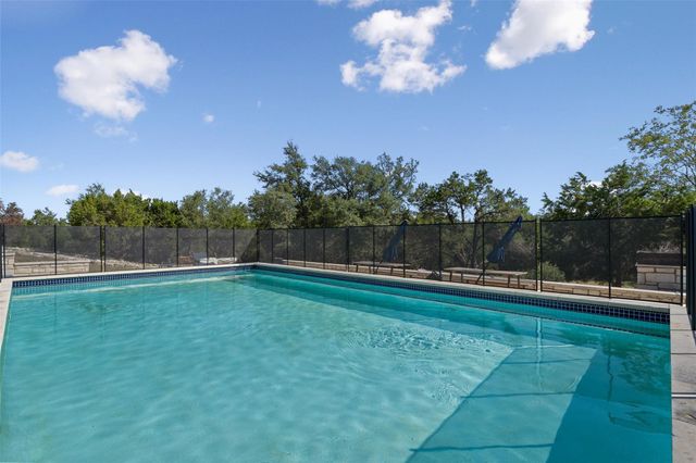 401 Roy Creek LN, Dripping Springs, TX 78620