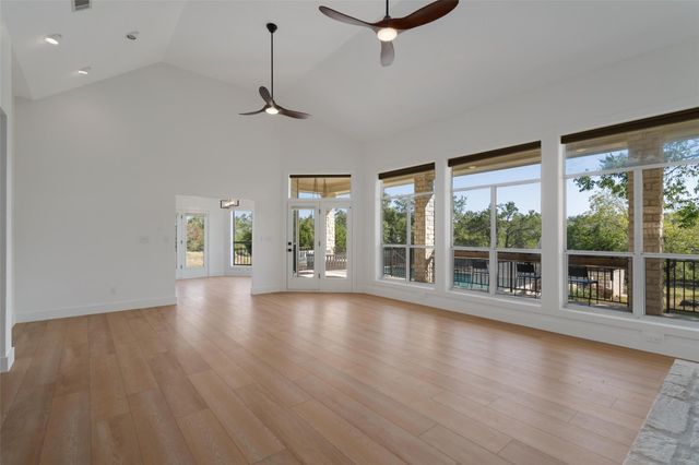 401 Roy Creek LN, Dripping Springs, TX 78620