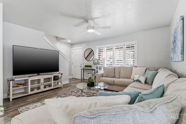 9888 W Campville, Boise, ID 83709