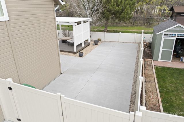 9888 W Campville, Boise, ID 83709