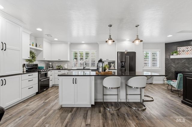 9888 W Campville, Boise, ID 83709