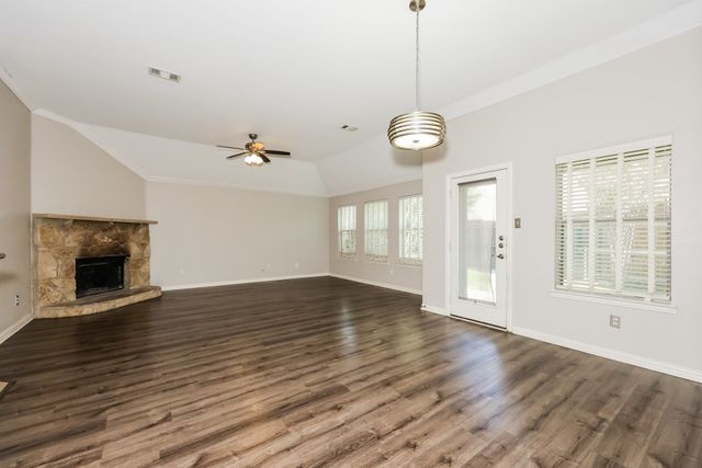 207 Rawhide Street, Waxahachie, TX 75165