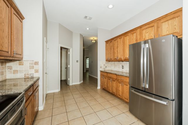 207 Rawhide Street, Waxahachie, TX 75165