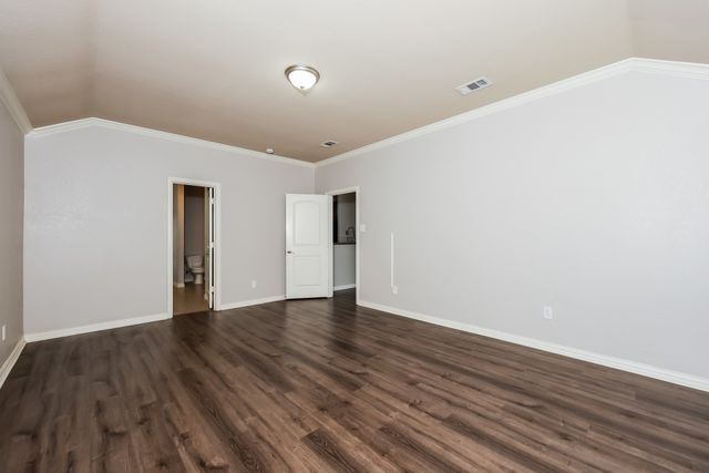 207 Rawhide Street, Waxahachie, TX 75165