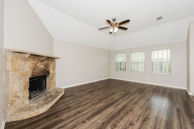 207 Rawhide Street, Waxahachie, TX 75165