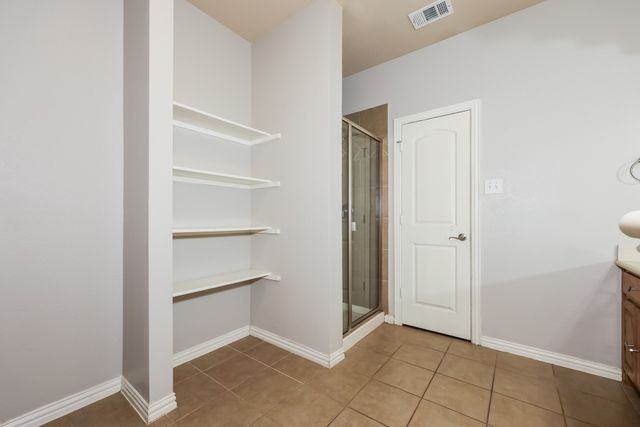 207 Rawhide Street, Waxahachie, TX 75165