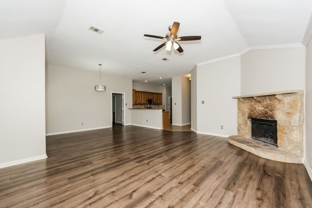 207 Rawhide Street, Waxahachie, TX 75165