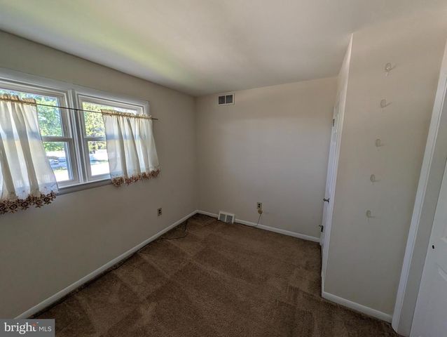 14 WESTWOOD CIR, Plymouth Meeting, PA 19462