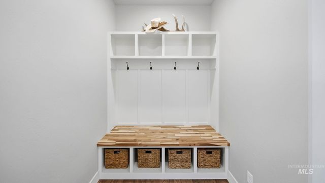 3556 E 3876 N, Kimberly, ID 83341