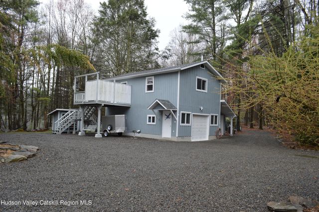 11 Blue Heron Drive, Kingston, NY 12401