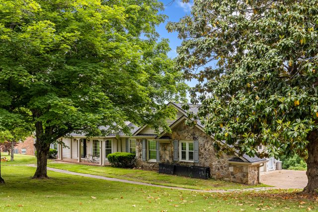 908 Harris Lane, Chattanooga, TN 37412
