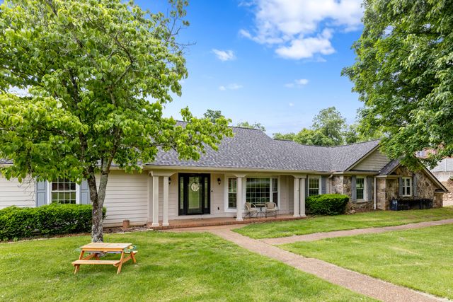 908 Harris Lane, Chattanooga, TN 37412