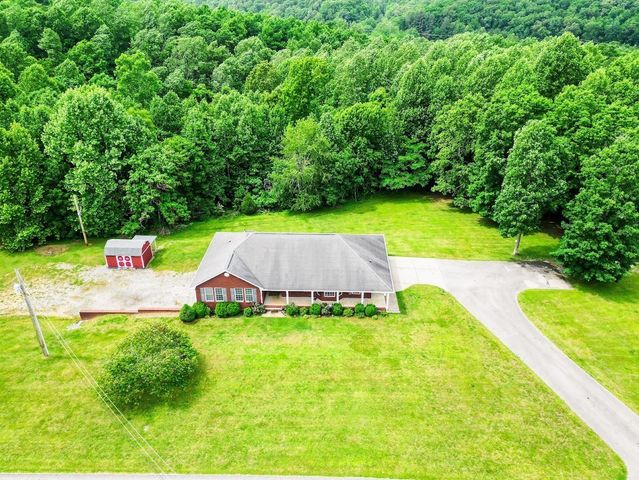 868 Arlington Ridge Rd, Erin, TN 37061