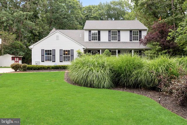4 ARCADIAN DR, Sicklerville, NJ 08081